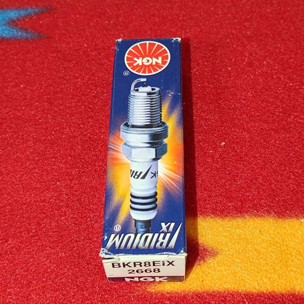 NGK 2668 Iridium IX Spark Plug New